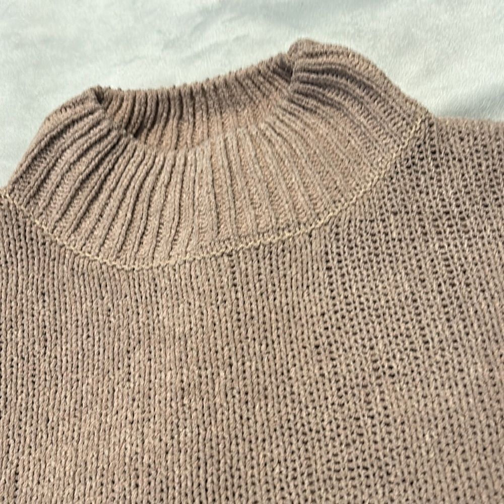 Pink Lily Sweater - Picture 4 of 6
